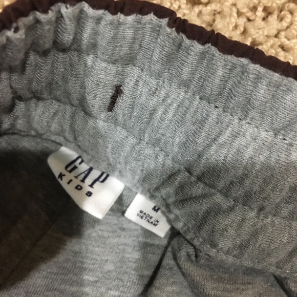 GAP boys cargo pants - Picture 3 of 6